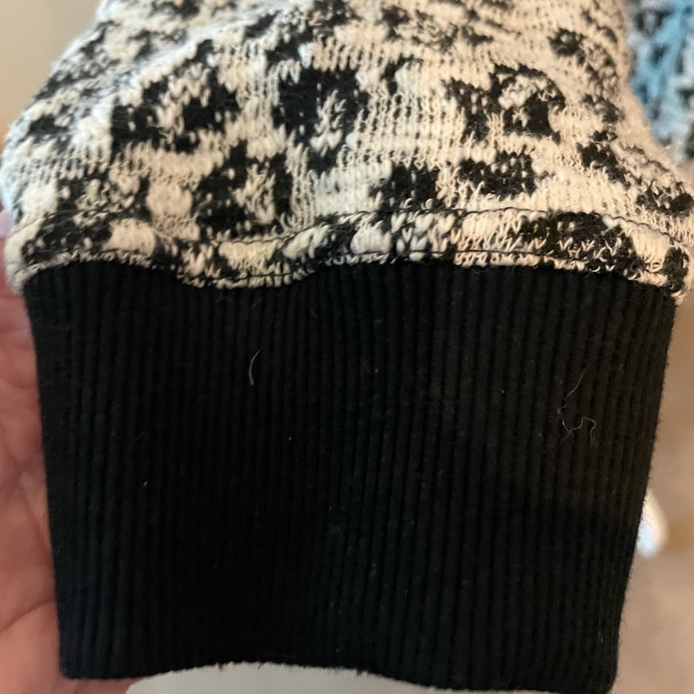 Jones New York Black and Cream Leopard-Print Cardigan - Picture 4 of 9